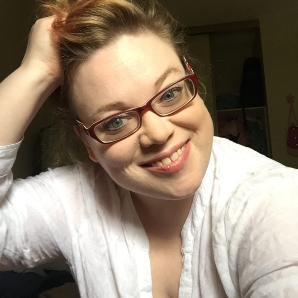 Meet your Posher, Leslie